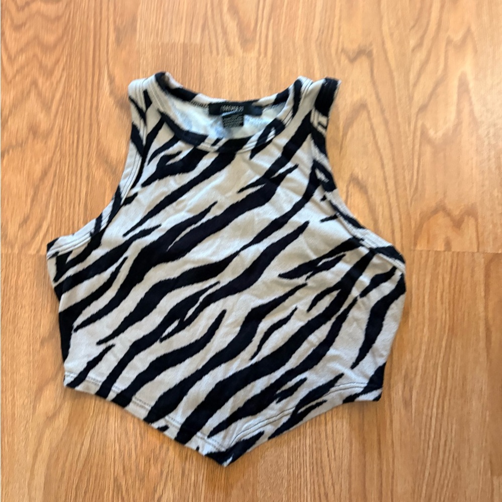 Cropped tank